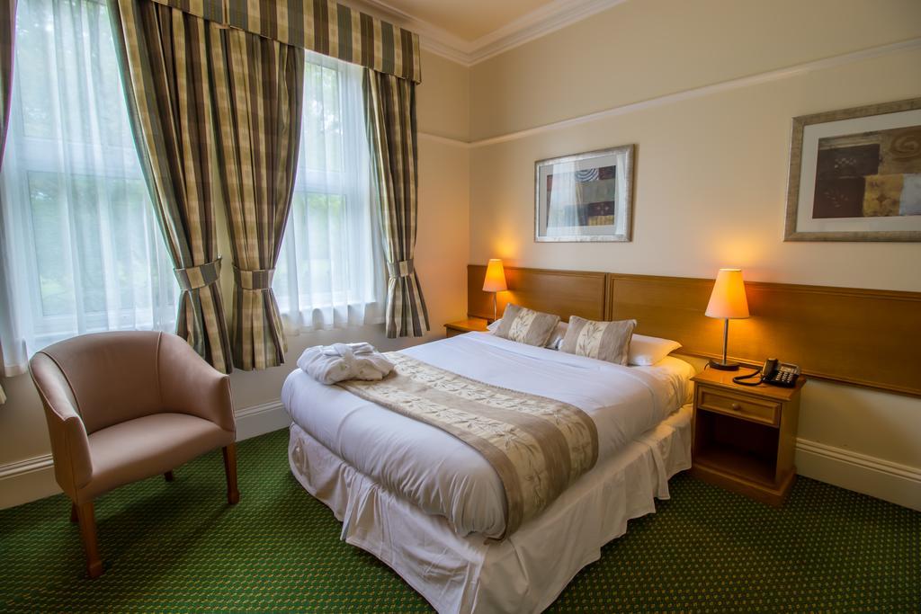A Park View Hotel Вулвергемптон Экстерьер фото